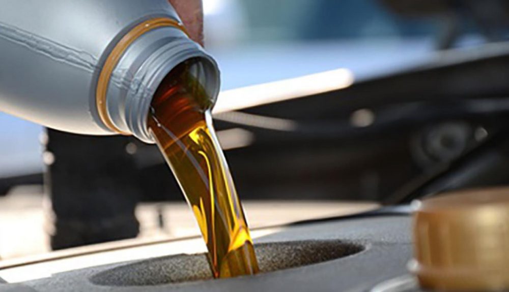 5 Best Oils For Generator 2022 (Performance Booster Oil)